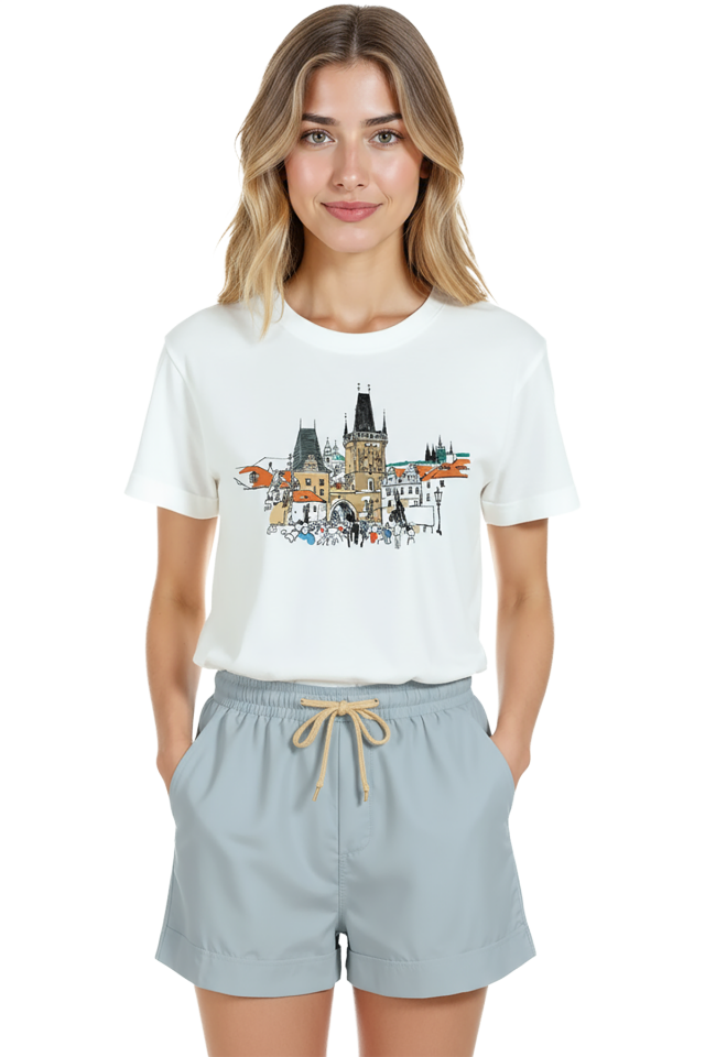 Kadın Beyaz Relaxed Fit %100 Pamuk Tişört – Karakalem & Suluboya Prague Baskılı