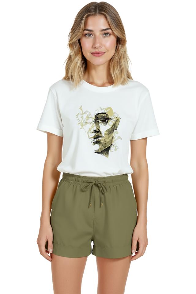 Kadın Beyaz Relaxed Fit %100 Pamuk Tişört – Çizgisel Soyut Yüz & Altın Detaylı Baskılı