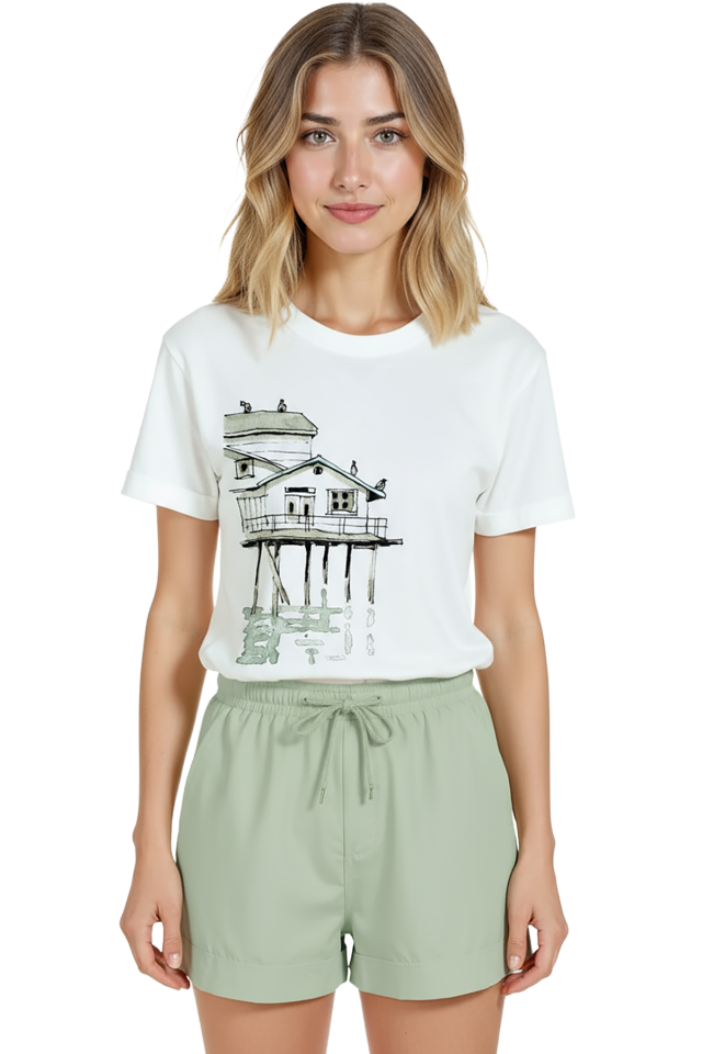 Kadın Beyaz Relaxed Fit %100 Pamuk Tişört – İskele Evleri Suluboya Baskılı