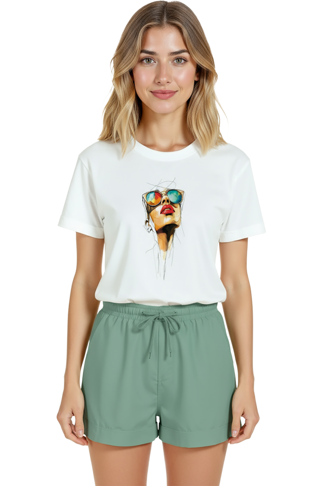 Kadın Beyaz Relaxed Fit %100 Pamuk Tişört – Renkli Gözlük ve Rujlu Portre Baskılı