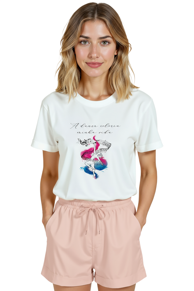 Kadın Beyaz Relaxed Fit %100 Pamuk Tişört – Suluboya Dansçı & Müzik İllüstrasyonlu