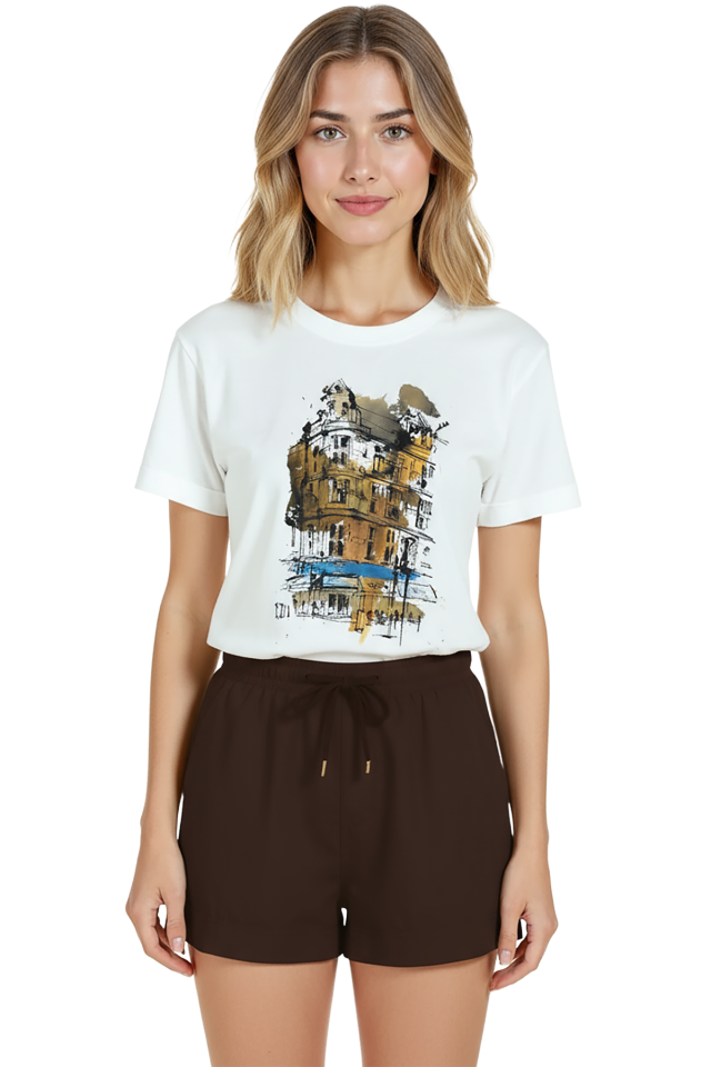 Kadın Beyaz Relaxed Fit %100 Pamuk Tişört – Köşe Bina Suluboya Baskılı