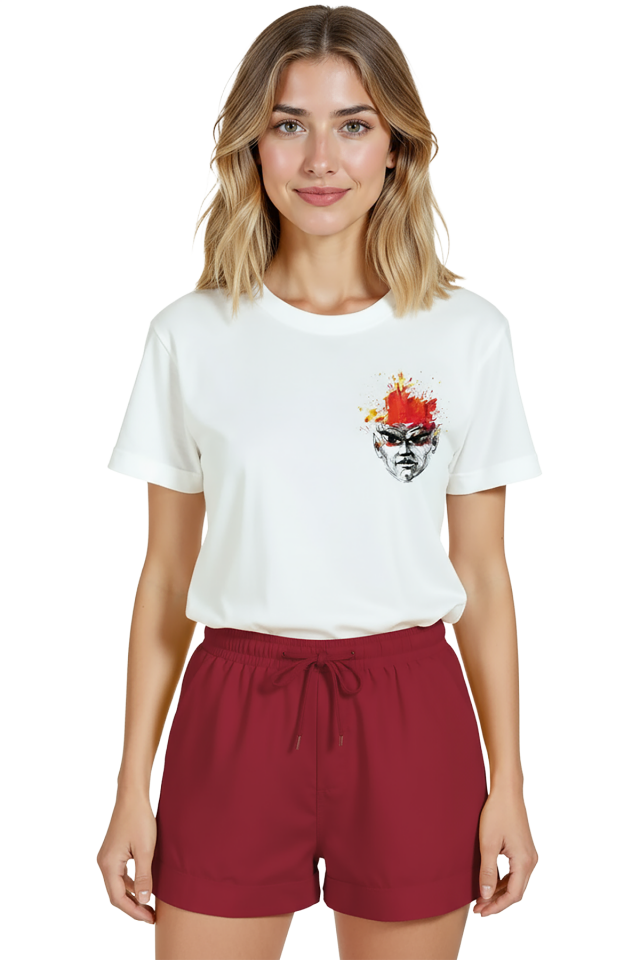 Kadın Beyaz Relaxed Fit %100 Pamuk Tişört – Mürekkep Yüz & Kızıl Suluboya Baskılı