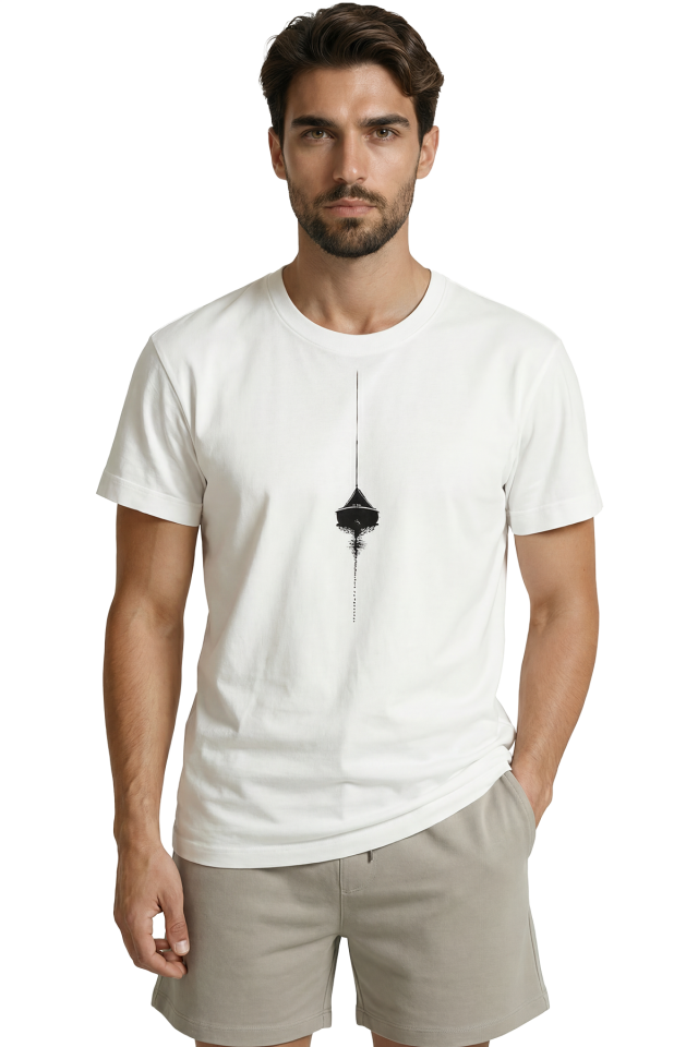 Minimalist Yelkenli ve Su Yansıması Silüet Baskılı Premium Erkek Tişört