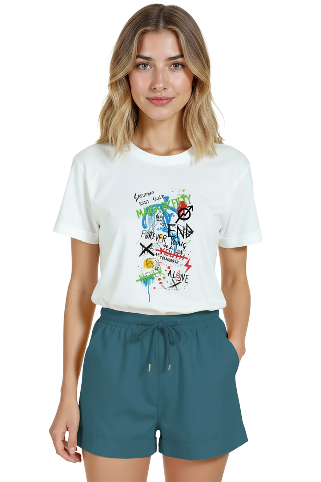 Kadın Beyaz Relaxed Fit %100 Pamuk Tişört – Graffiti & Tipografi Sokak Baskılı
