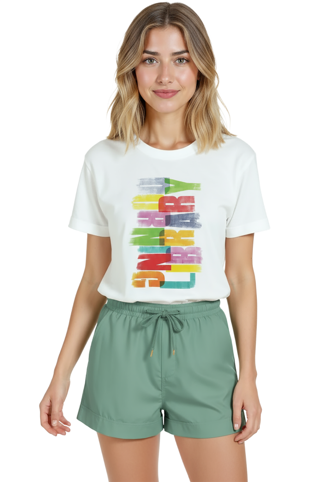 Kadın Beyaz Relaxed Fit %100 Pamuk Tişört – Renkli Brush Tipografi Baskılı