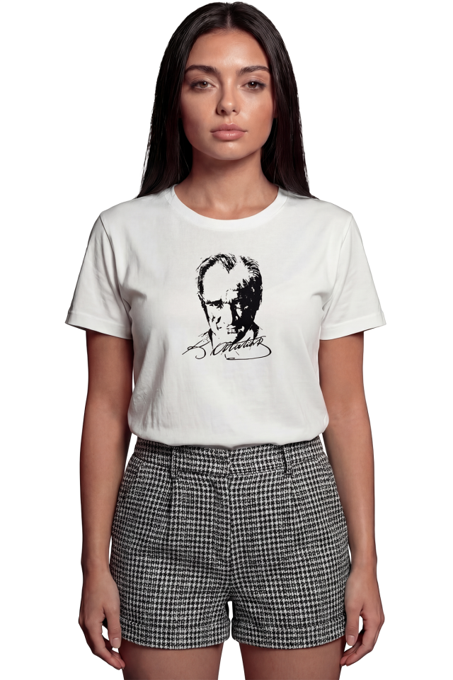 ''Mustafa Kemal Atatürk'' İmzalı Silüet Baskılı %100 Pamuk Rahat Kesim Premium Kadın Tişört