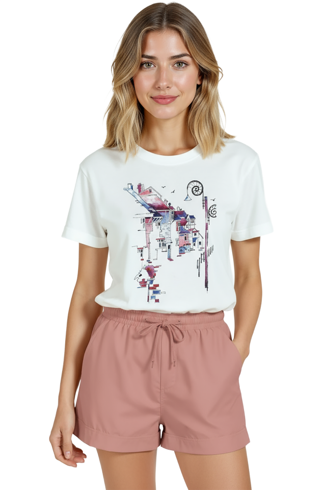 Kadın Beyaz Relaxed Fit %100 Pamuk Tişört – Mimari Kolaj & Sokak Evleri Baskılı