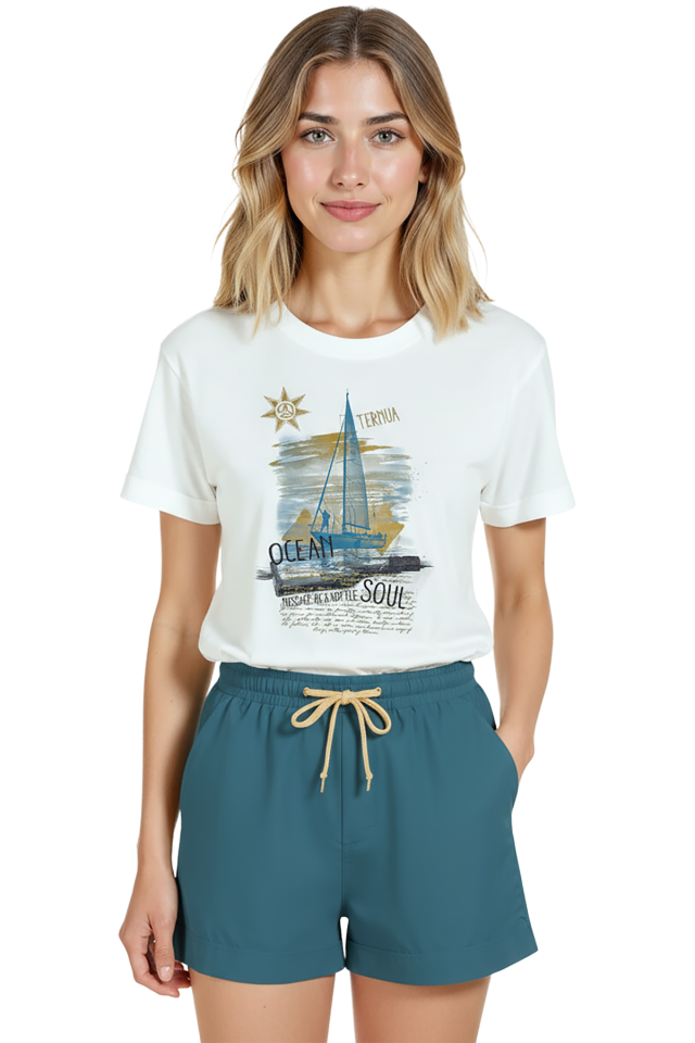 Kadın Beyaz Relaxed Fit %100 Pamuk Tişört – Marina & Yelkenli Kompozisyonlu